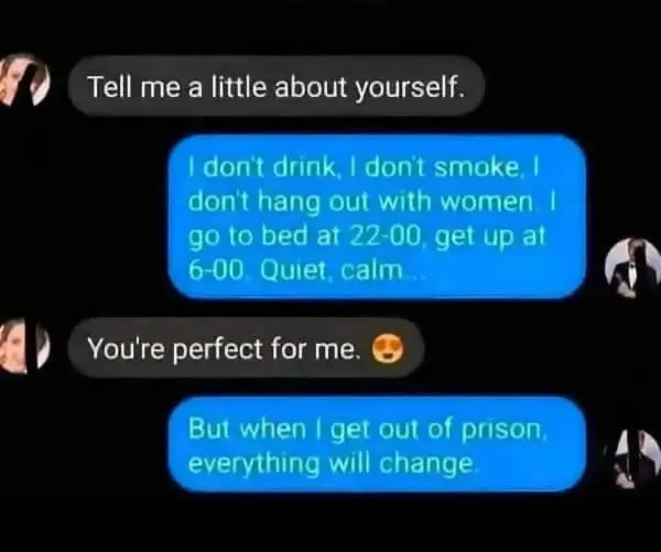 hold up memes, shocking images, unexpected humor, bizarre visuals, funny reactions, odd responses, quirky impressions, humorous viewpoints, bizarre photos, strange snapshots, peculiar pictures, eerie visuals, confusing memes, puzzling humor, mind-bending jokes, surreal comedic bits