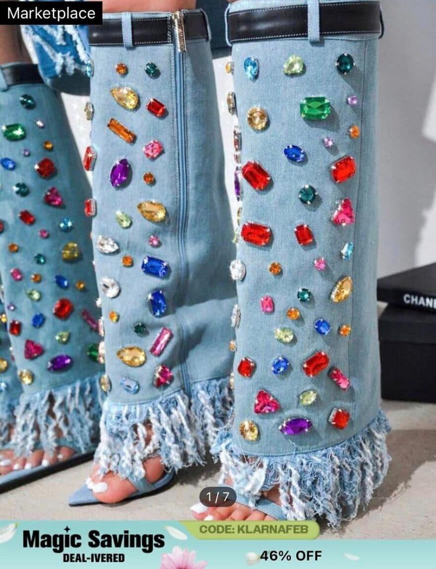 weird fashion, fashion faux pas, odd clothing choices, bizarre fashion fails, eccentric style, quirky fashion, unconventional attire, outlandish outfits