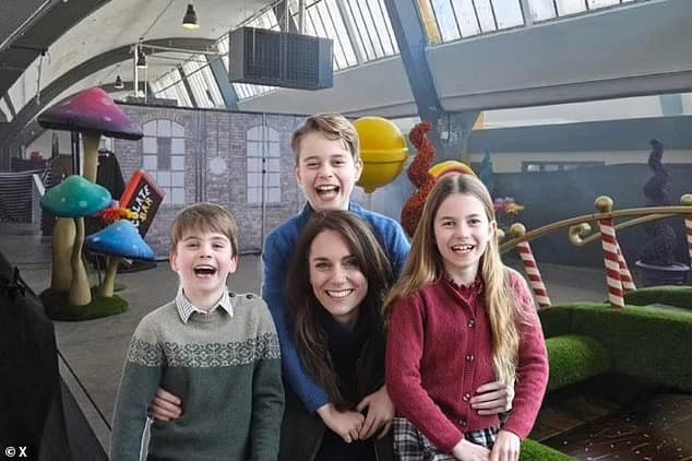 photoshop memes, Kate middleton photo editing, Kate middleton photo editing memes