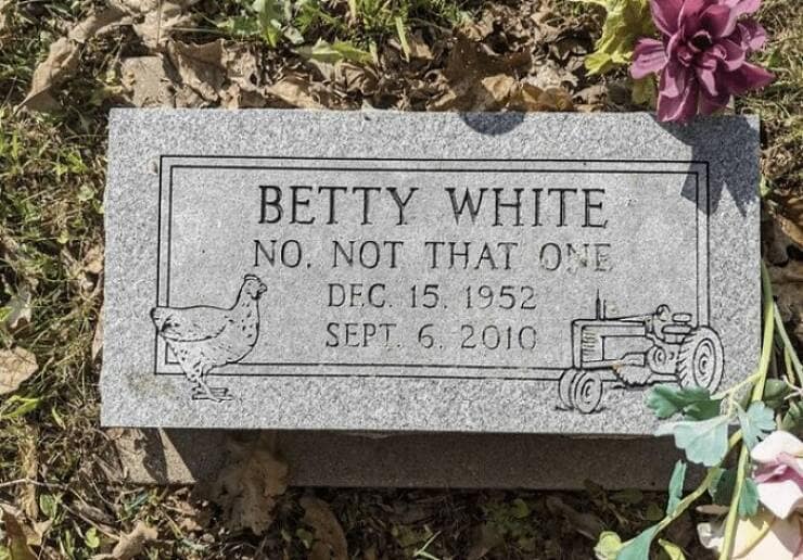 Hilarious tombstones, humorous headstones, funny cemetery inscriptions, Comic tomb etchings, witty headstone sayings, laughter-inducing epitaphs