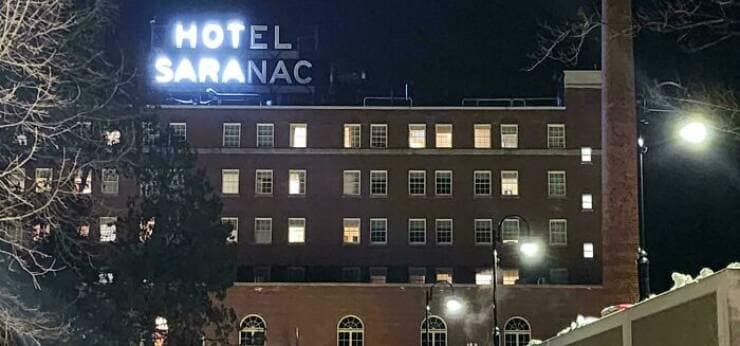 sign fails, burnt out neon signs, neon signs, grammatical errors, hilarious signs, misspelled words, lighting malfunctions