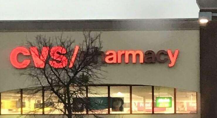 sign fails, burnt out neon signs, neon signs, grammatical errors, hilarious signs, misspelled words, lighting malfunctions