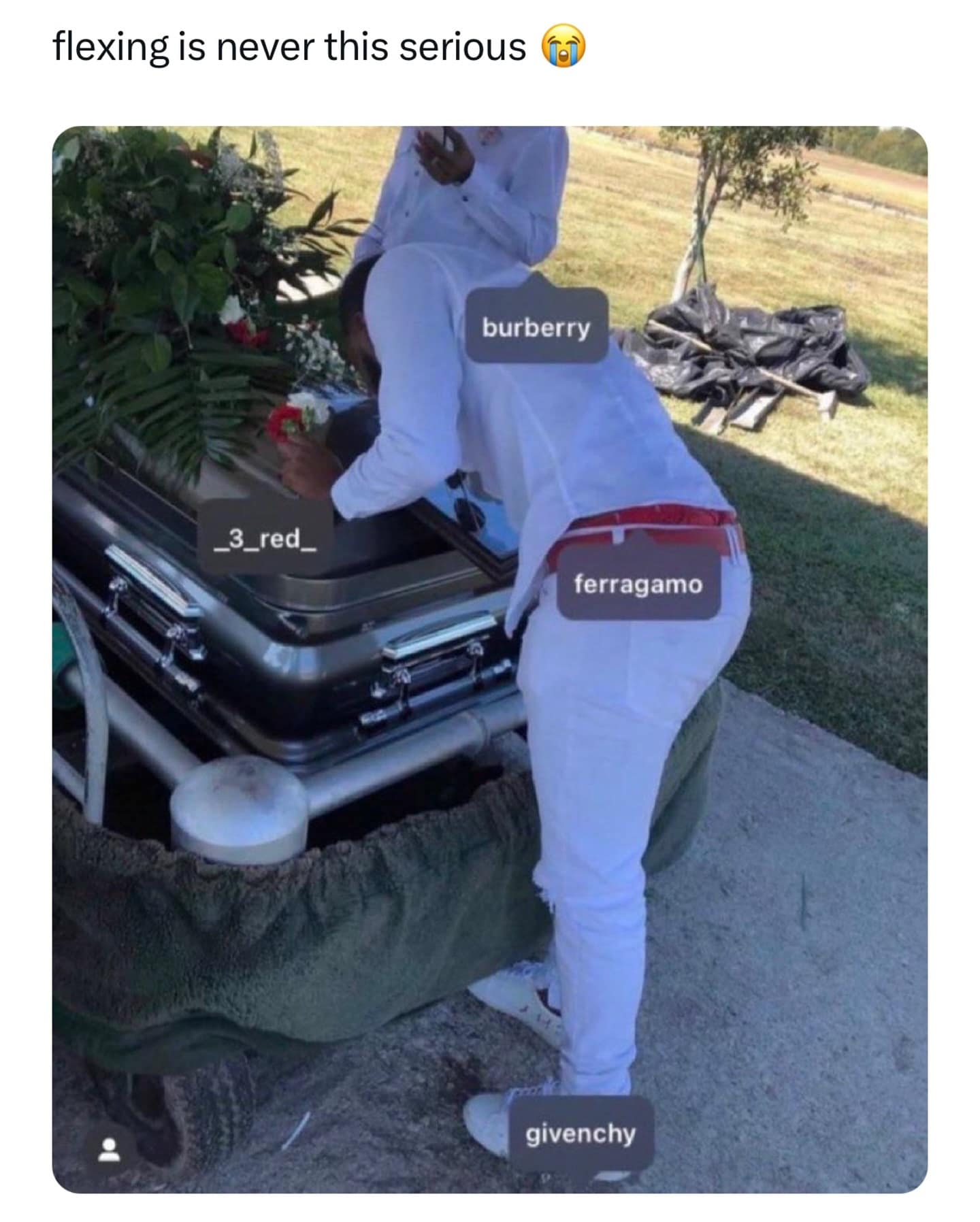 funny pics. flexing is never this serious