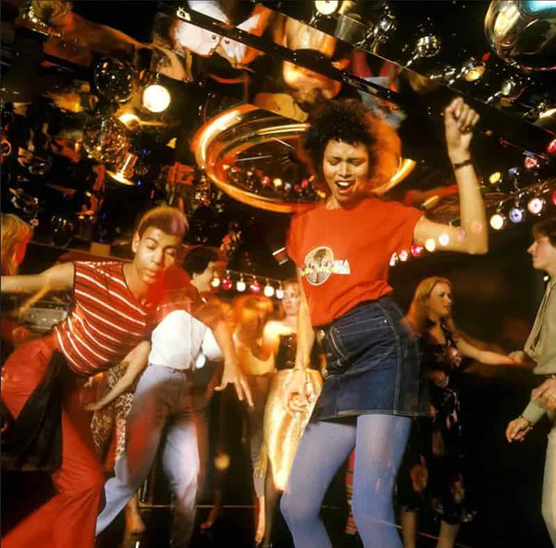 80s nostalgia, 70s nostalgia, retro memories, vintage throwbacks, nostalgic images, throwback photos, 80s memories, 70s vibes, vintage nostalgia