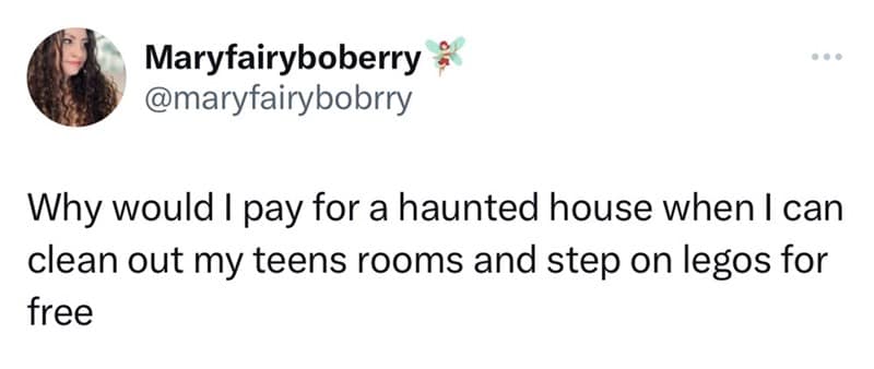 family memes, family life memes, funny family memes, relatable family memes, family humor, sibling rivalry memes, awkward family dinner memes, family group chat memes, family reunion jokes, funny family moments, family drama memes