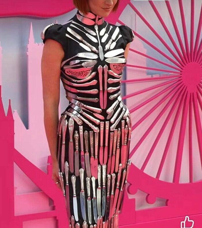 fashion faux pas, weird clothing, style blunders, wardrobe malfunctions, fashion mistakes, fashion fails, style fails, outfit fails clothing mishaps, outfit mishaps, style mishaps