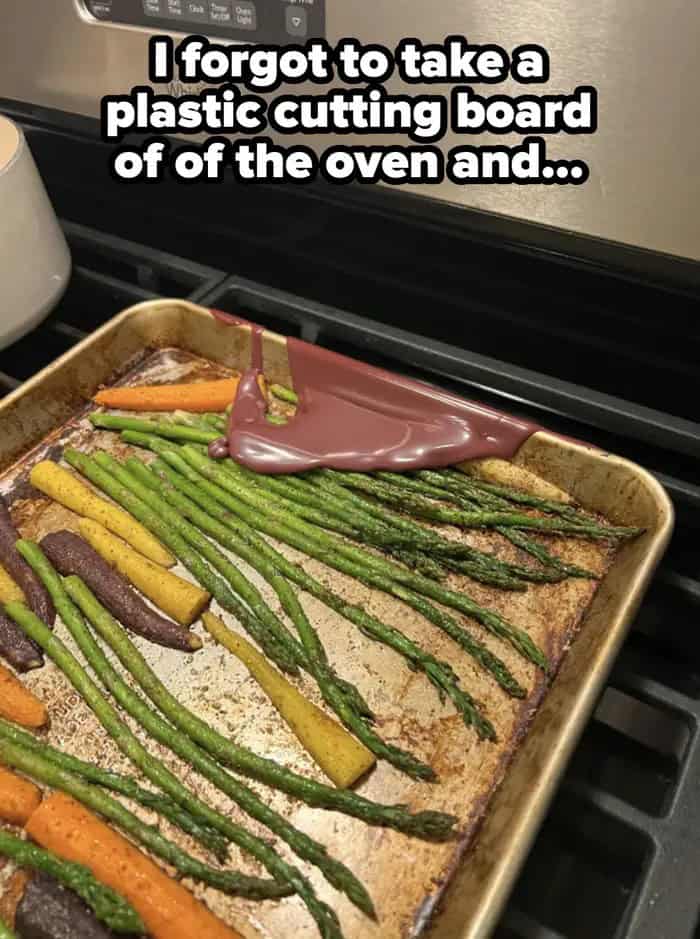 funny fails, hilarious fails, epic fails, fail memes, mishap photos, blunder memes, fail pictures, comedic fails, clumsy moments, funny disasters