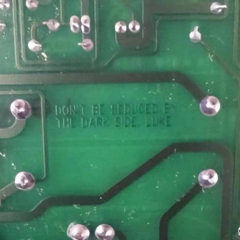 27 Hidden Circuit Board Messages That Prove Techies Can’t Resist Easter ...