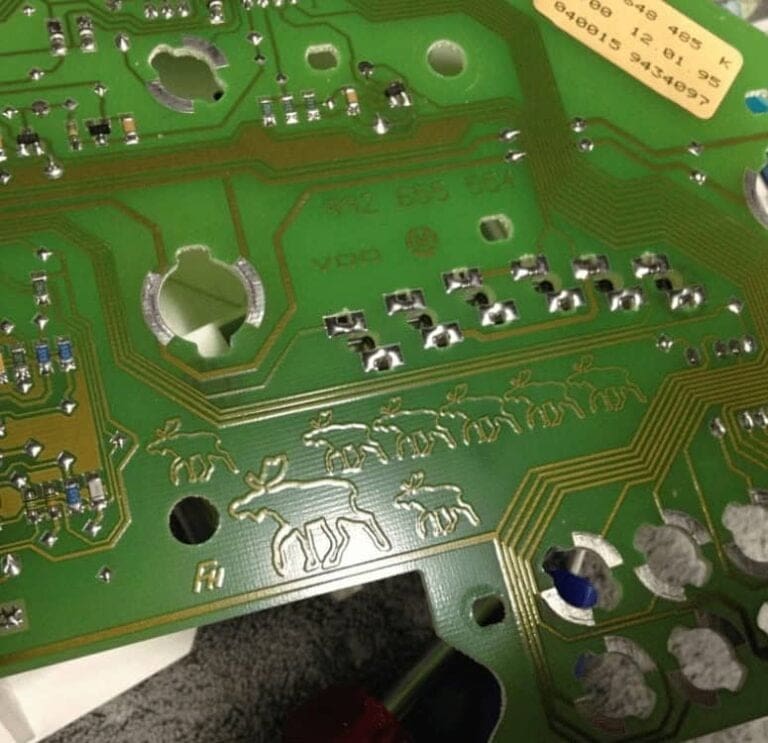 27 Hidden Circuit Board Messages That Prove Techies Can’t Resist Easter ...
