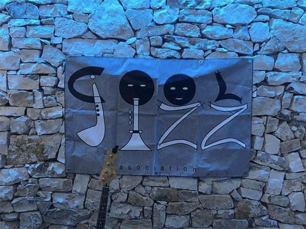 design fails, layout disasters, creative misfires, style blunders, unfortunate layouts, ill-conceived plans, misguided setups, regrettable arrangements, awkward branding, embarrassing logos, misguided brand identity, questionable marketing, product mishaps, flawed items, bungled goods, manufacturing slip-ups