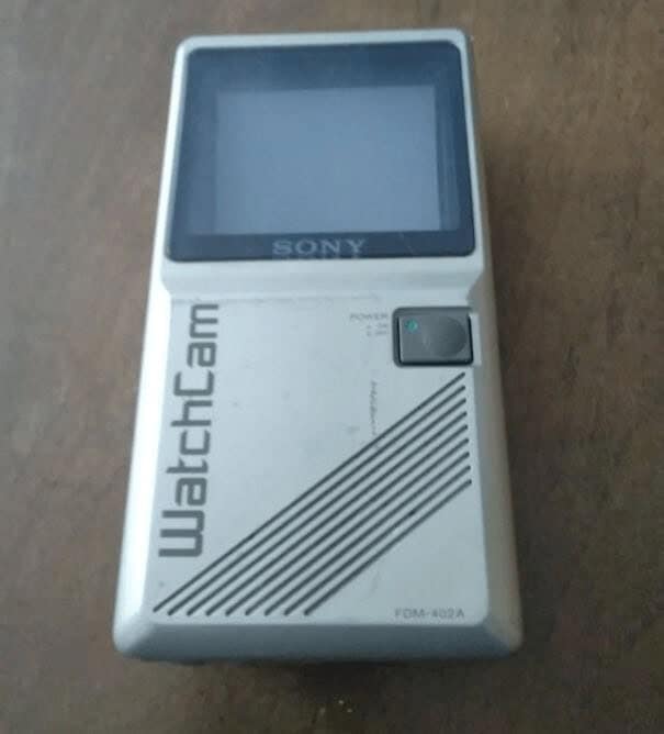 nostalgic toys, nostalgic items, retro toys, vintage toys, childhood toys, old school toys, 90s toys, childhood memories, toy nostalgia, playtime relics, 90s nostalgia, early 2000s toys, classic toys