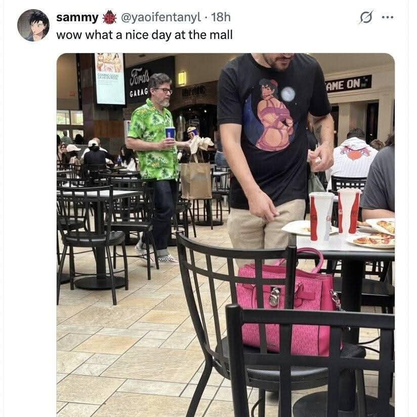 sammy *1* @yaoifentanyl • 18h wow what a nice day at the mall Fill GALAG AME ON