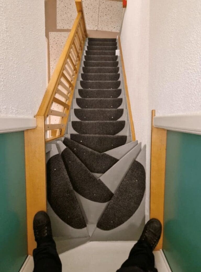 45 Funny Design Fails That Somehow Made It Past the Approval Stage