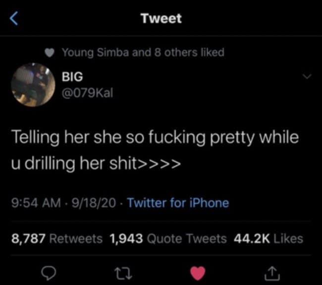 A naughty tweet about how complimenting your partner during sex is the best thing ever.