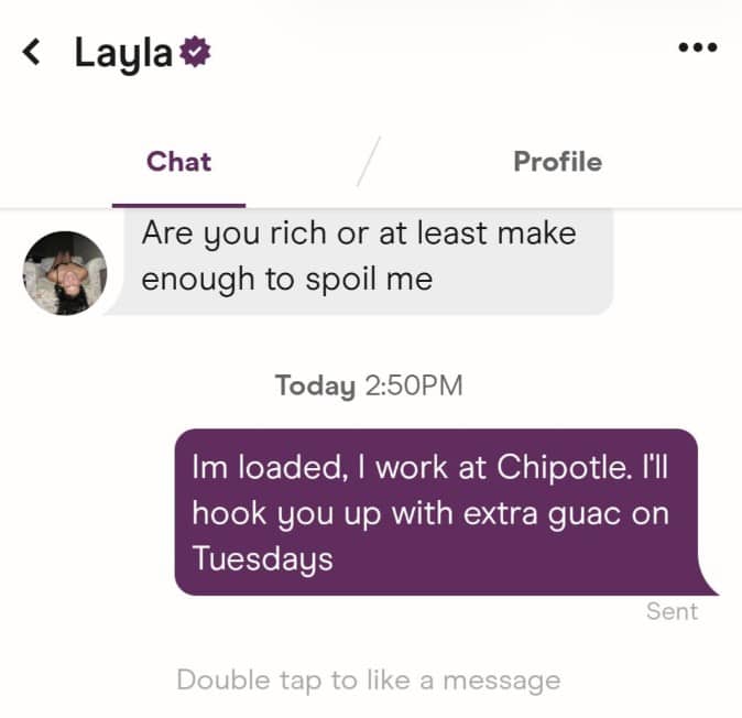 Funny dating app chat where a man roasts a girl's "red flag" opening line about money.