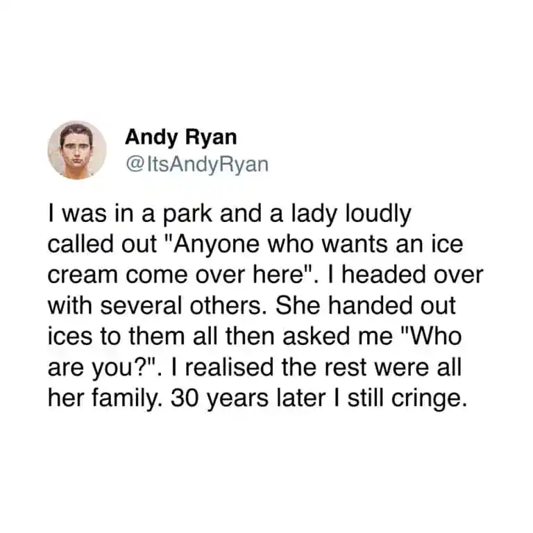 Tweet about a man accidentally joining a family for free ice cream in a park.