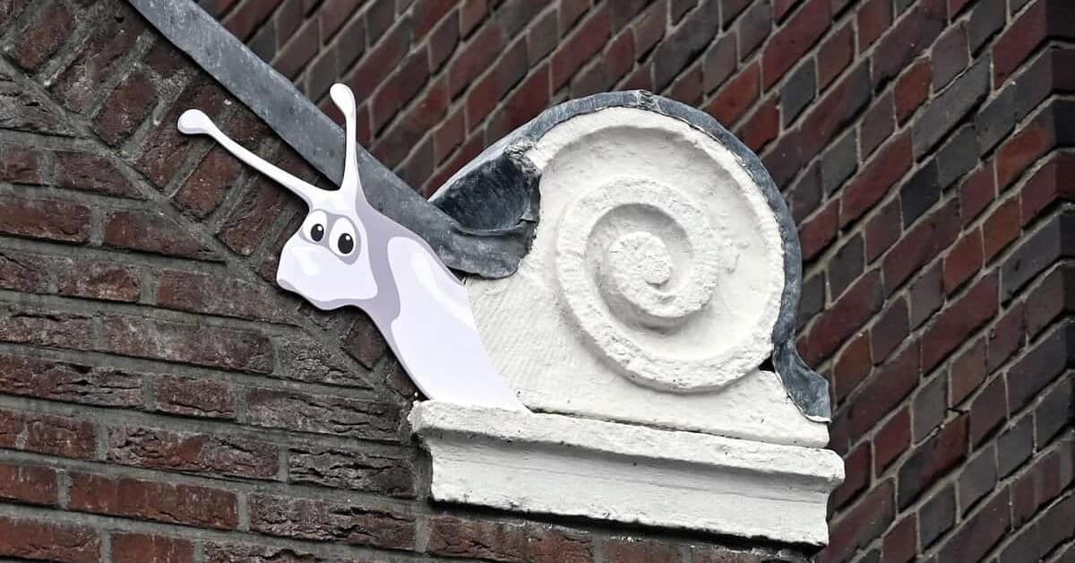 Collection of cool street art highlights and amazing street art favorites featuring the Viking lamp and the Leaning Tower bollard