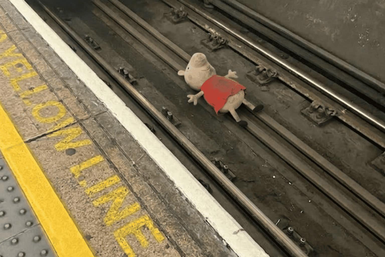 A roundup of British memes featuring Dexter from Dexter's Laboratory weeping to a photo of financial guru Martin Lewis after overspending in London, a battered and deep-fried "Mini Colin the Caterpillar" cake from a Scottish chippie, and a group of dogs recreating the Nativity scene using tea towels as costumes.