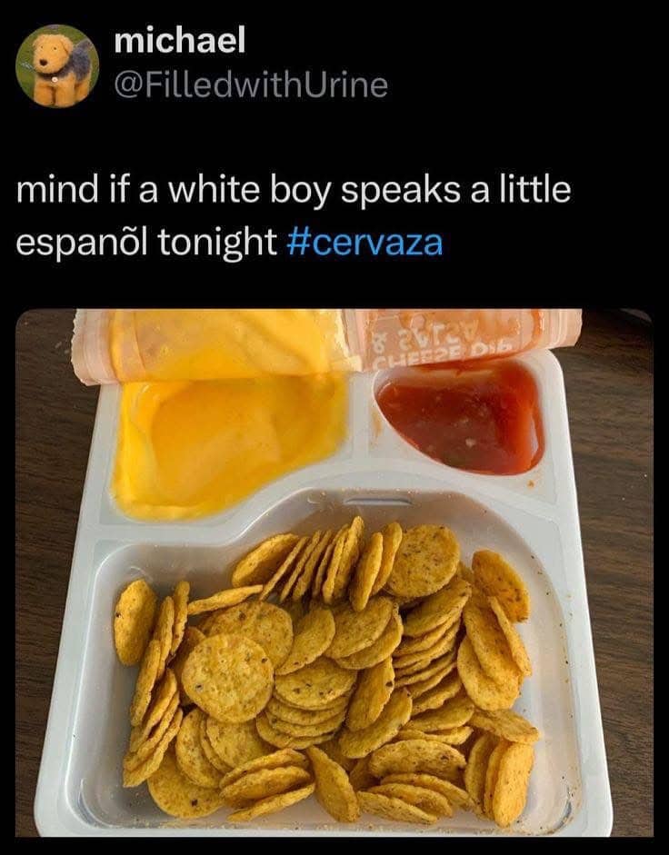 Funny memes text conversation where a mother mistakes the Spanish grade C for the word sí.